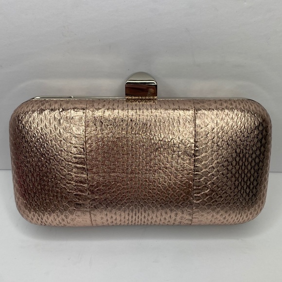 HALSTON HERITAGE SNAKE SKIN CLUTCH BRAND NEW - Picture 6 of 6